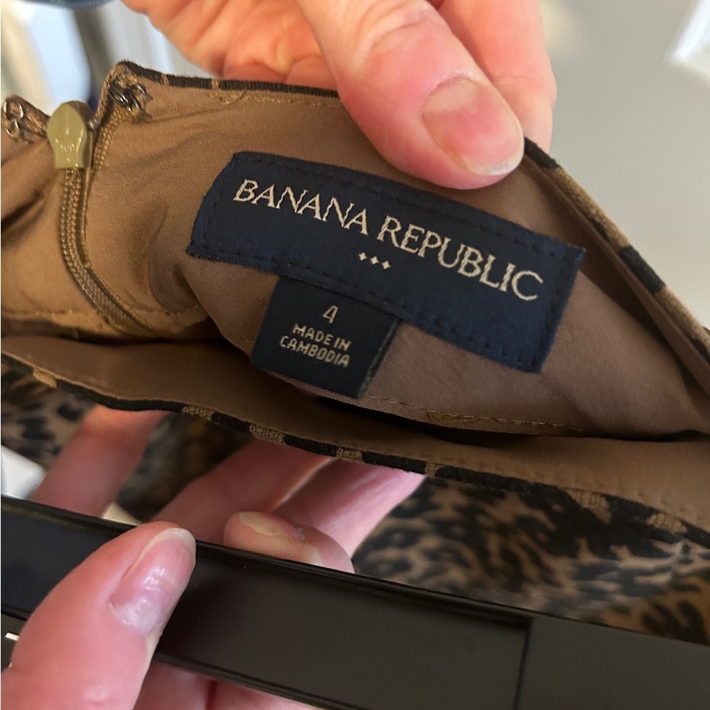 Banana Republic Black and Brown Pencil Skirt - Picture 3 of 4